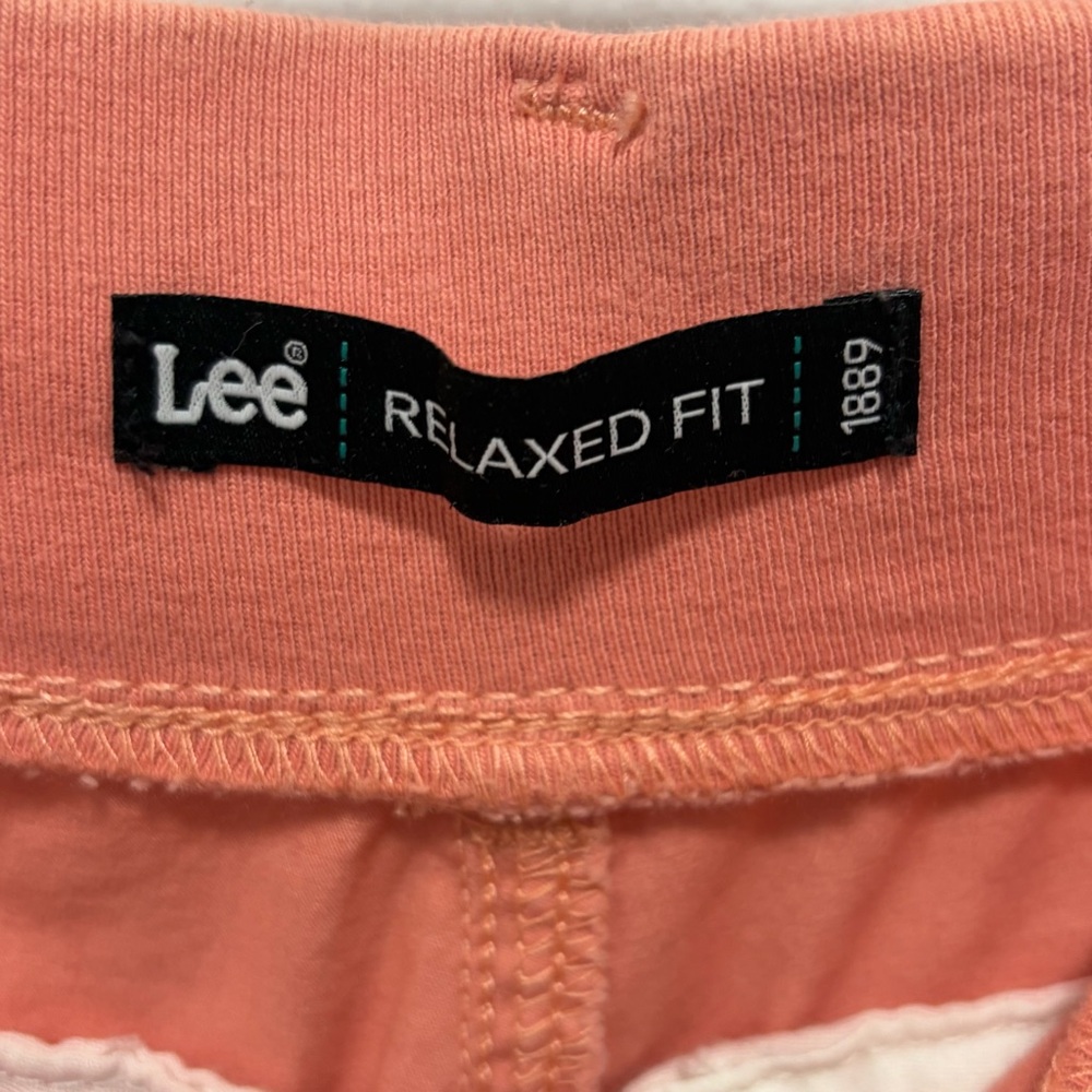 Lee Relaxed Fit Cargo Coral Pink Cotton Capri Pants - Great Condition - Size 6 - Picture 6 of 7